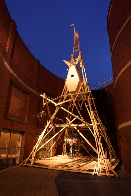 33° esemplare della serie Sleipnir. Triennale di Milano 2014. Un’installazione di 15 m nella sezione del TDM7 dedicata a Duilio Forte | AtelierFORTE