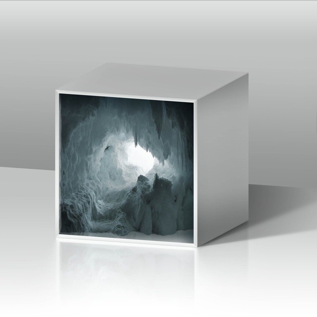 Aqua Aura, Empty spaces 1, stampa digitale su carta cotone BW Hahnemule con cornice rifinita oro, cm 90x90, 2014