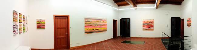 Paolo Bini. Paintings on tape, Panoramica dell'allestimento della mostra