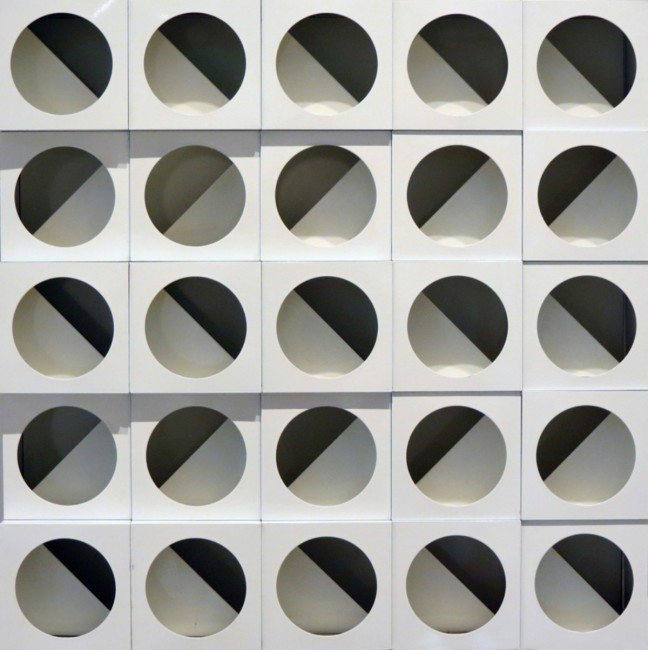 Galleria 2000&Novecento - Paolo Scheggi, Struttura modulare bianca, 1969, alluminio e smalto bianco, cm. 50x50