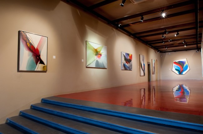 PAUL JENKINS, The Spectrum of Light, 2014, veduta della mostra, Galleria Open Art, Prato