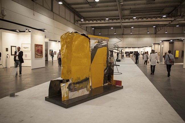 G. Cossio, la grande scultura presentata ad ArtVerona Fiera d'Arte, nell'area KingKong, in collaborazione con Volvo CE Italia. ph. Elena Sartorari