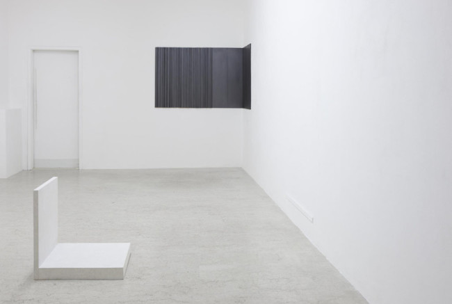 Stephanie Stein & Tobias Hoffknecht, O-ton, 2015, plexiglass, 170x120x40cm, courtesy A+B Brescia, photo Davide Sala