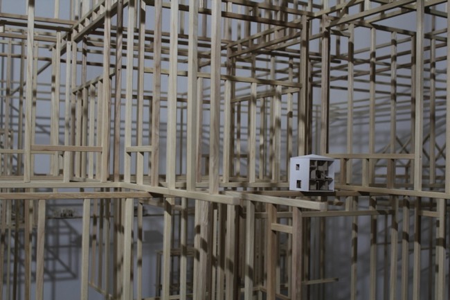 Hiroyuki Shinozaki, Home in House, 2015, installation built with around 3000 white ash timbers of 12mm width