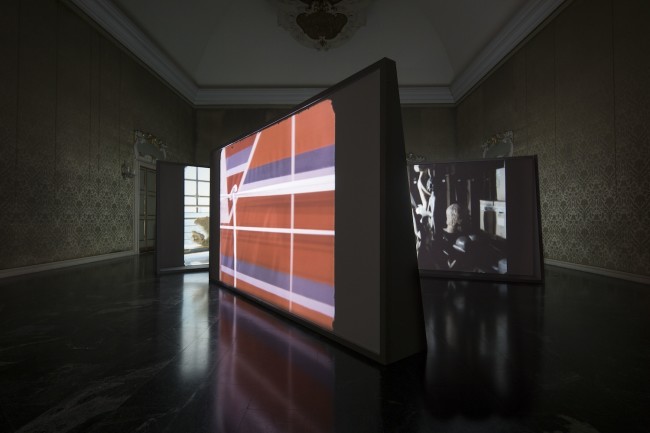 Rosa Barba, The Hidden Conference, installation view