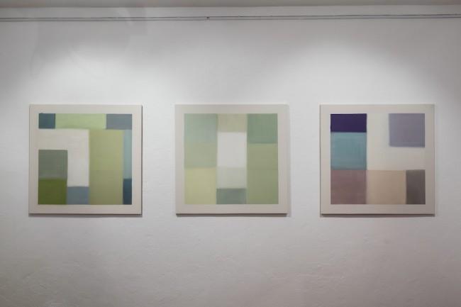 Pregnanza del colore: Nataly Maier, veduta della mostra, Fondazione Antonio e Carmela Calderara, Vacciago di Ameno (NO)