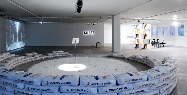 XXL - Arte e industria in dialogo_installation view, Foto: Ulrich Egger