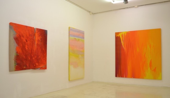 Astrazione fluida. Italo Bressan, Gottardo Ortelli, Tetsuro Shimizu, veduta dell'allestimento, Galleria Antonio Battaglia, Milano