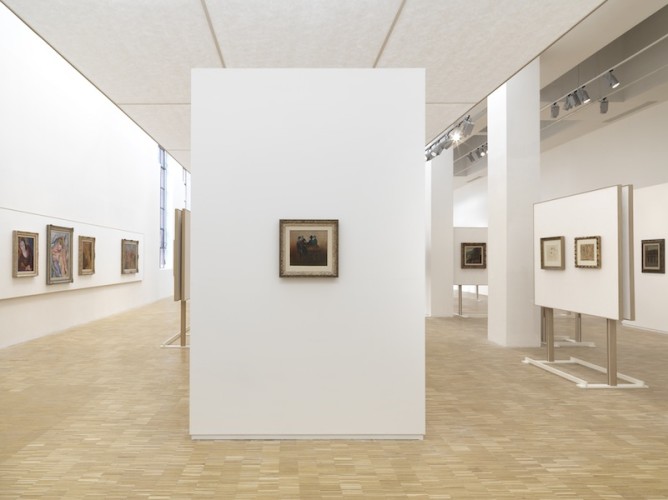 Collezione Giuseppe Iannaccone. Italia 1920-1945. Una nuova figurazione e il racconto del sé, veduta della mostra, La Triennale di Milano, Milano Foto Dario Lasagni