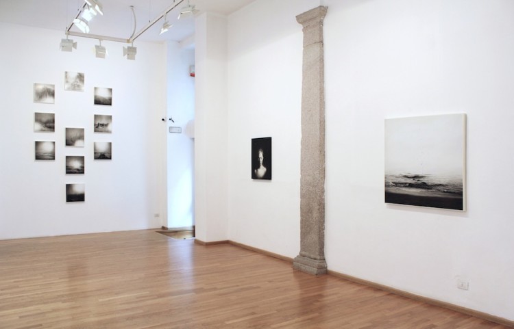 Ettore Frani. Ricucire il cielo, veduta della mostra, Nuova Galleria Morone, Milano Foto Paola Feraiorni