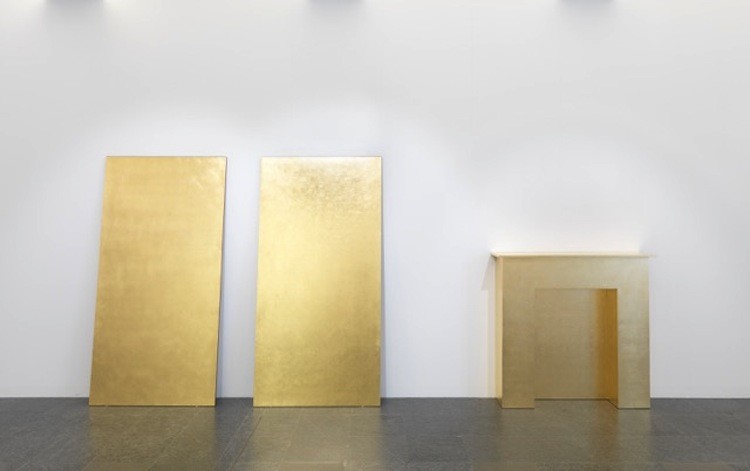 Jean Vercruysse, Atopies XIX, 1986, legno e oro, 200x360 cm, Museo d'arte della Svizzera italiana, Lugano. Collezione Cantone Ticino. Donazione Panza di Biumo