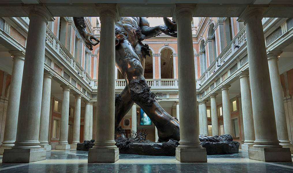 Damien Hirst, Demon with Bowl (Exhibition Enlargement), Palazzo Grassi. Photographed by Prudence Cuming Associates © Damien Hirst and Science Ltd. All rights reserved, DACS/SIAE 2017