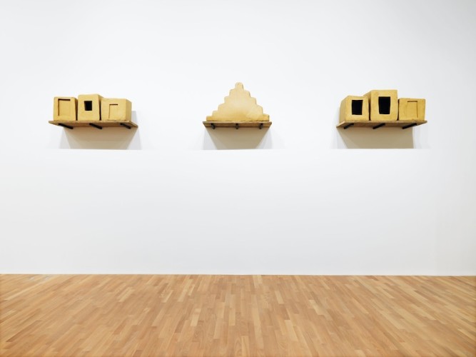 Wolfgang Laib, Senza titolo, 1991-1999, cera d’api e legno, 64x45x680 cm, MASI, Lugano. Deposito Associazione ProMuseo © 2017 Hartmut Nägele