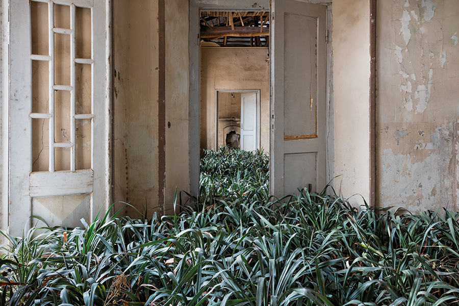 Gohar Dashti, Home #2, 2017. Courtesy: Officine dell'Immagine