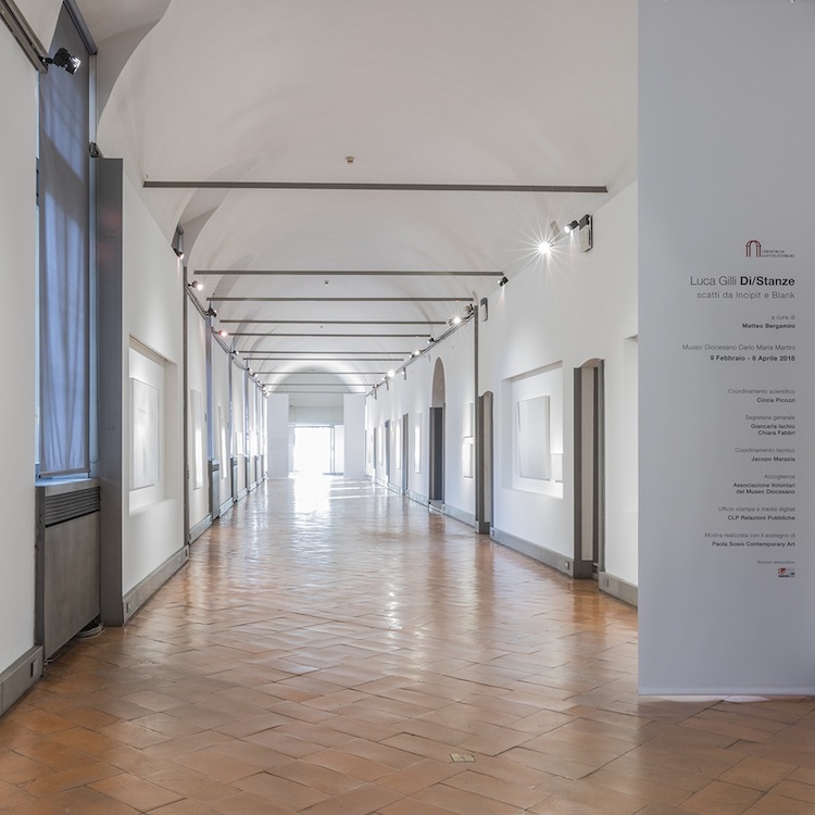 Luca Gilli. Di/Stanze, veduta della mostra, Museo Diocesano Carlo Maria Martini, Milano