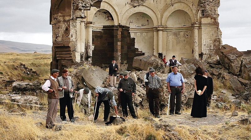 Fatma Bucak, Blessed are you who come - Conversation on the Turkish-Armenian border, 2012 still image - HD video, color, sound, 8 min. 42 sec. © Fatma Bucak