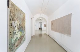 Sabrina Casadei, Tessere l'invisibile, exhibition view, Francesca Antonini Arte Contemporanea, 2021, fotografia di Daniele Molajoli