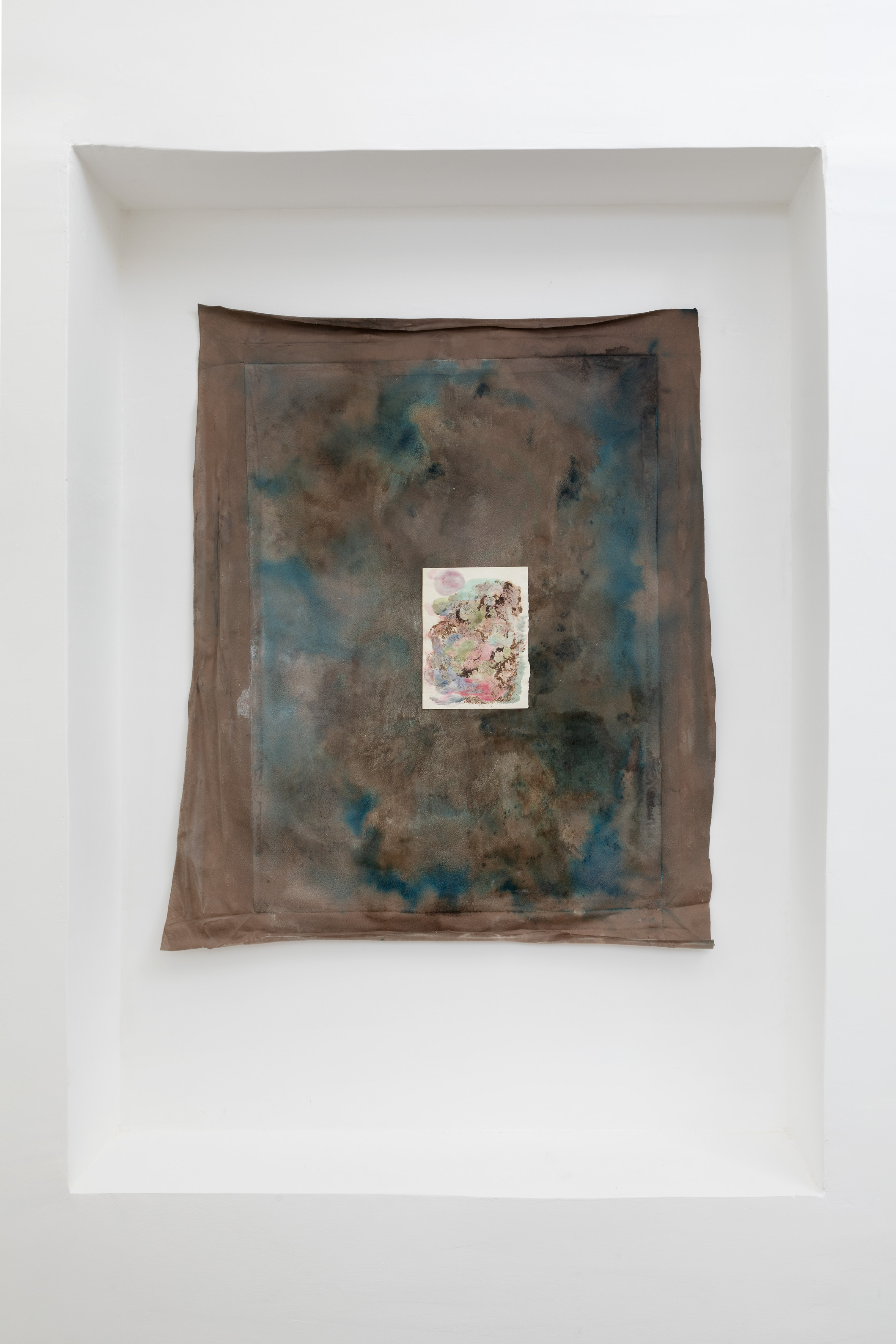 Sabrina Casadei, Tessere l'invisibile, exhibition view, Francesca Antonini Arte Contemporanea, 2021, fotografia di Daniele Molajoli