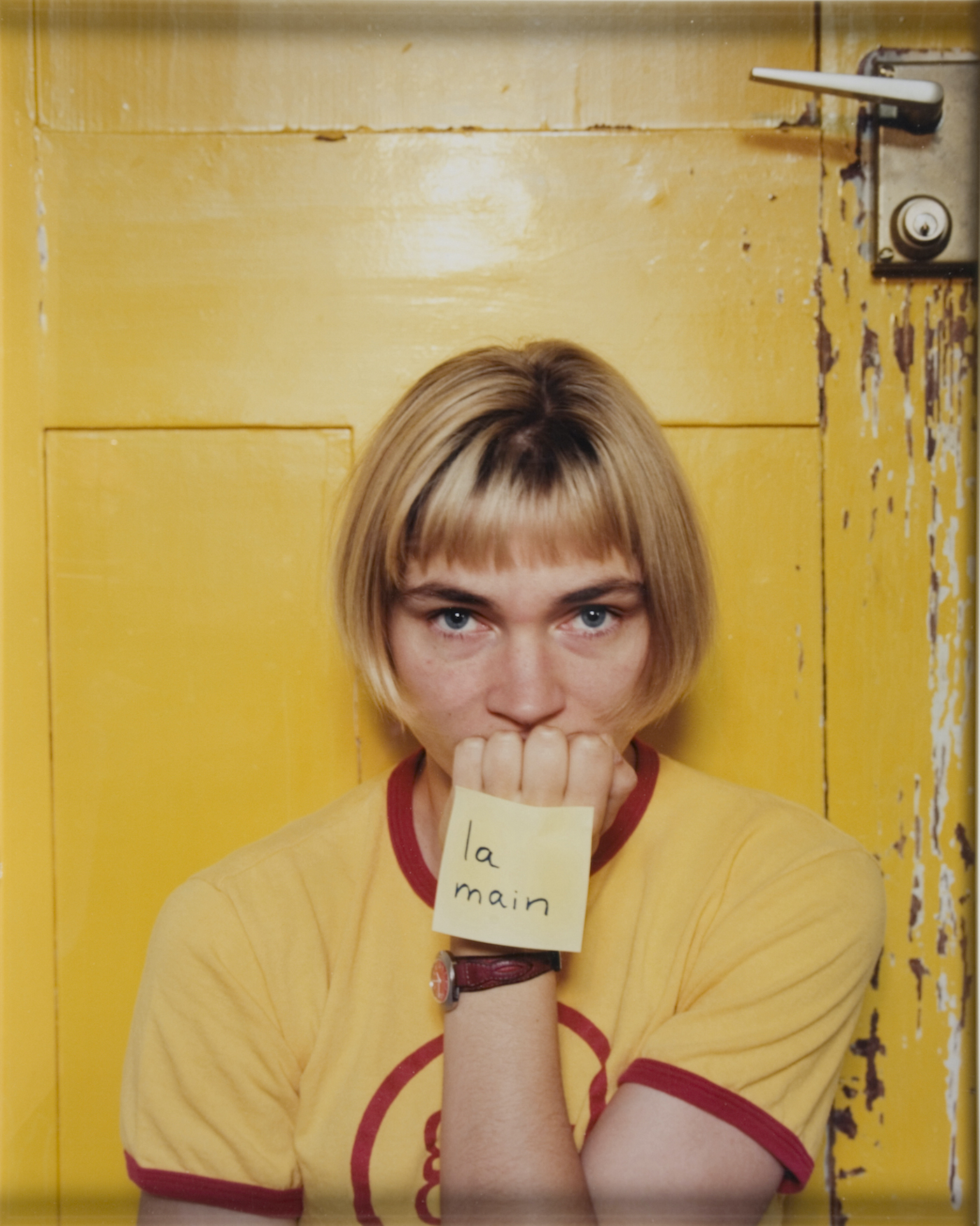 Elina Brotherus (Helsinki, Finlandia, 1972) La Main , 1999, C - print 70 x 56 cm Collezione / Collection Galleria Civica del Comune di Modena, Raccolta della Fotografia – FMAV Courtesy l’artista e GBagency